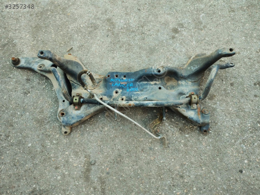 2003 - 2006 Mitsubishi Lancer Ön Travers Çıkma Parça