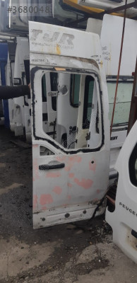 RENAULT MASTER 3 SAĞ ARKA KAPI