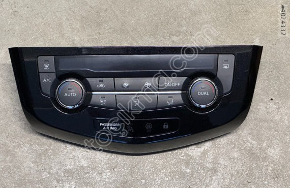 NİSSAN QASHQAİ J11 KLİMA KONTROL PANELİ 27500HV00A
