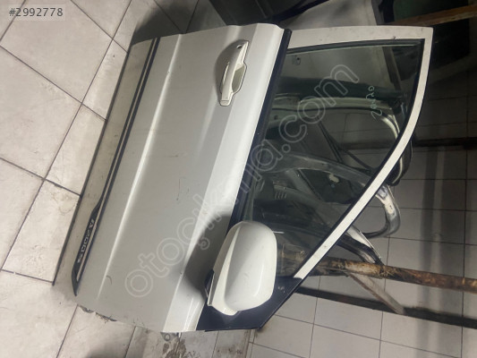 SsangYong korando sağ ön kapı