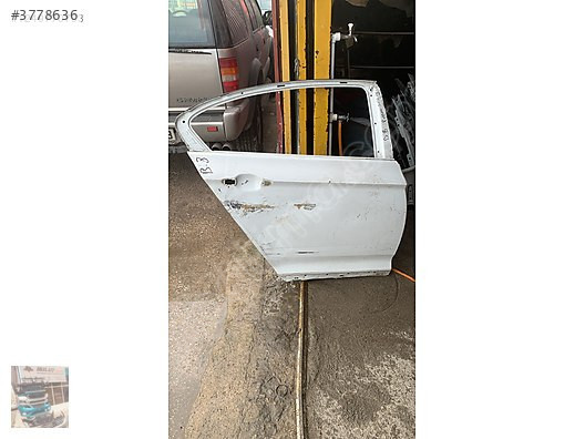 Passat b8 sağ arka kapı