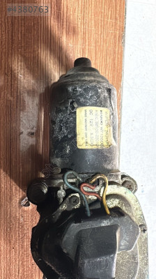 1999-2001 HYUNDAİ ACCENT ADMİRA ÖN CAM SİLGİ MOTORU ORJ ÇIKMA