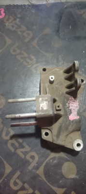 HONDA CİVİC MOTOR KULAĞI