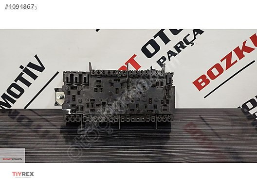 Mercedes a Class w176 2012- 2018 Sigorta Tablası A2469067100