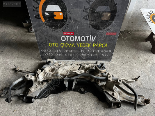 Renault Megane 4 Motor Traversi Orjinal Çıkma