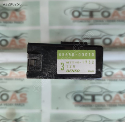 TOYOTA YARİS ELEKTRİK KONTROL MODÜLÜ 88650-0D010   MB277100-1732