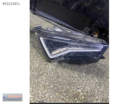 SEAT-CUPRA ATECA SAĞ FAR