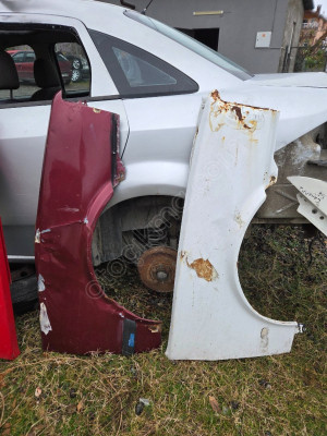 Tofaş Kartal - Doğan - Şahin Sağ - Sol Çamurluk (Ufak Hasarlı)