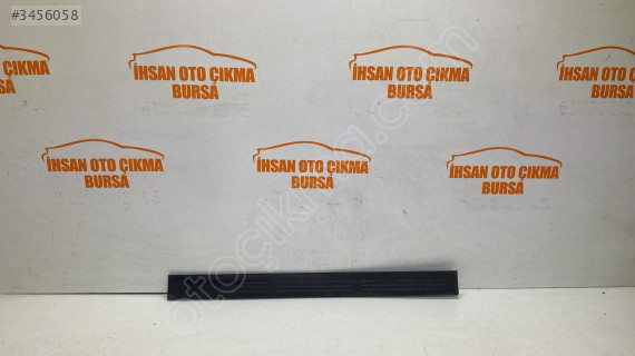 85875-2C000 Hyundai coupe  İç kapı eşik kaplaması