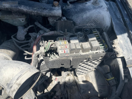 VOLVO S60 T5 SİGORTA KUTUSU