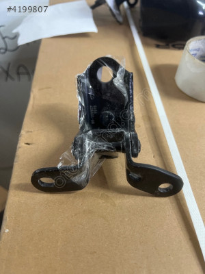 Ford Fiesta sağ arka alt kapı menteşesi 8a6a a26801 bb