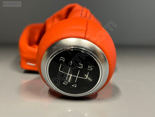 AUDİ A1 VİTES KÖRÜĞÜ ORJİNAL  (ÖZEL SERİ)