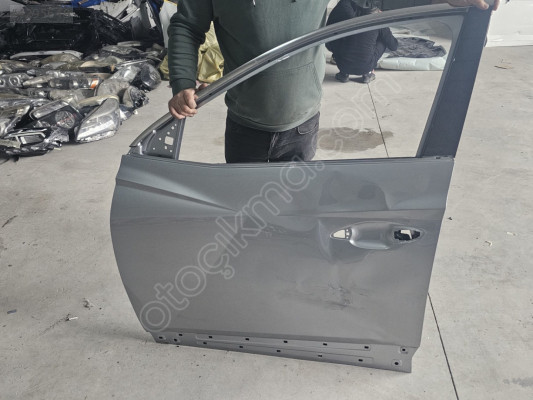 2020/2025 HYUNDAİ TUSCON GRİ SOL ÖN KAPI ORJINAL