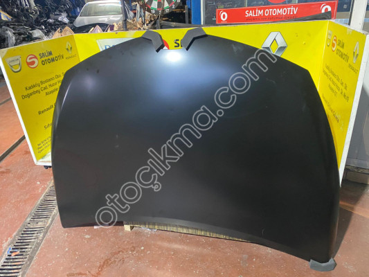 Clio 4 sıfır motor kaputu
