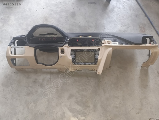BMW F30/F32 3SERİ GÖĞÜSLÜK TORPİDO