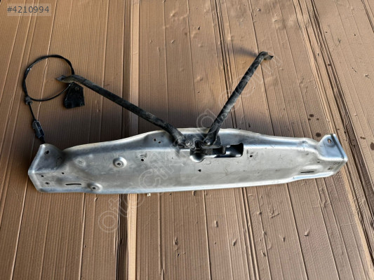 VW AMAROK 10-22 ÖN PANEL SACI 2H0805563A