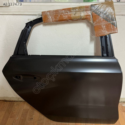 AUDİ A3 2020-2024 MODEL ORJİNAL 0 SAĞ ARKA KAPI