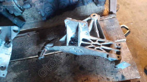 Fiat punto  1.2 sanziman alt kulak braket yedek parça