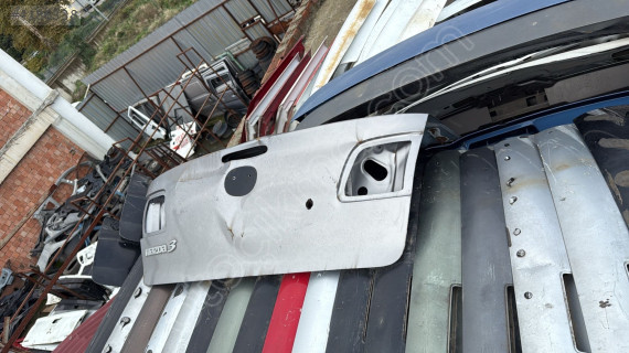 MAZDA 3 ÇIKMA ORJİNAL BAGAJ KAPAĞI KD