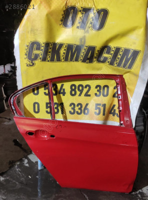 BMW 3 SERİSİ F30 SAĞ ARKA KAPI (5)