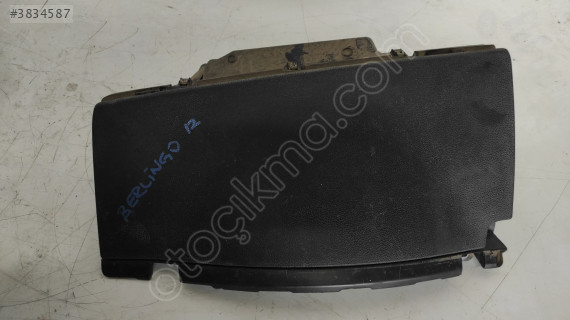citroen berlingo 2011 çıkma üst torpido kapağı/gözü (son fiyat)