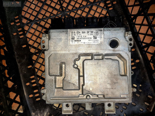 Mercedes Sprinter motor beyni A 654 900 9400