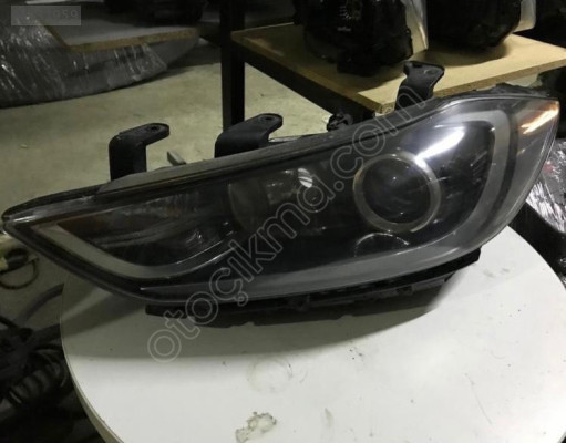 Hyundai Elantra için Çıkma Sol Ön Far - Orijinal