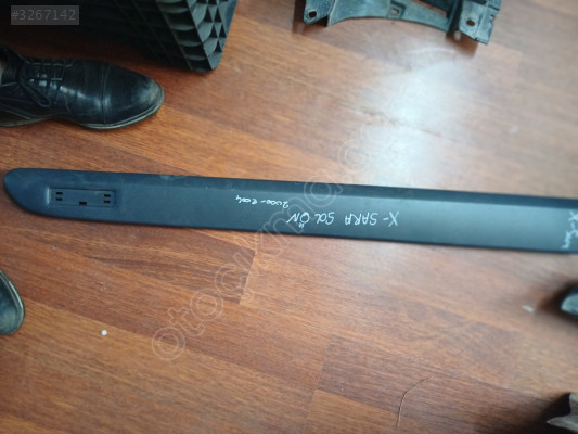 Citroën Xsara sağ ön kapı çıtası 2000-2004