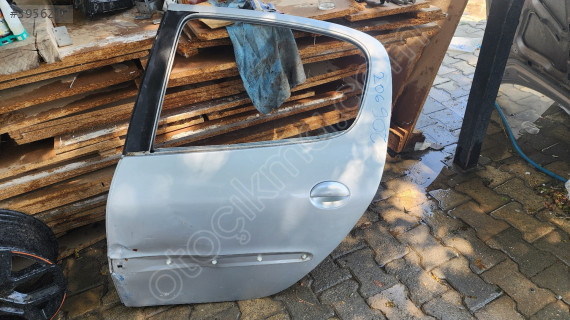 Peugeot 206 sol arka kapı çıkma orjinal