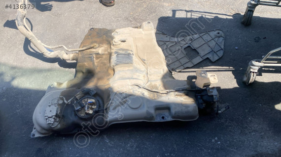 RENAULT MEGANE4 YAKIT DEPOSU OTO FEDAİ