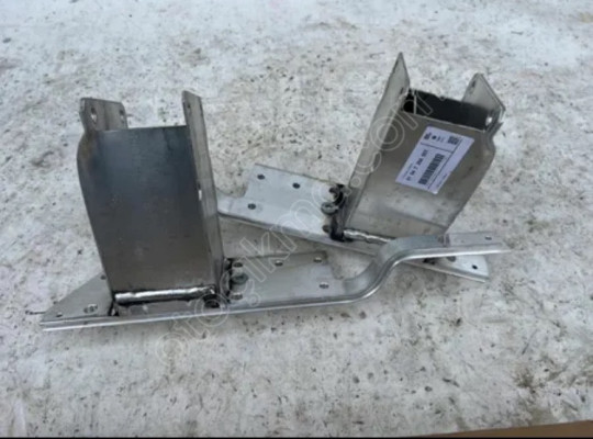 BMW X5 F15 - X6 F16 TAMPON BRAKETİ ÖN SOL 51647294507