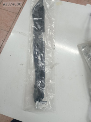 Clio 5 on çamurluk contasi sol 631138792R