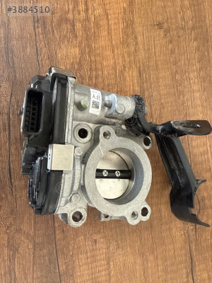 Reno clio 1.0 tc gaz kelebeği boğaz kelebeği