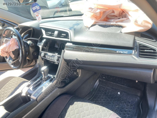 HONDA CİVİC FC5  ÖN GÖĞÜS 1.6 BENZİNLİ ARAÇ 2020 MODEL