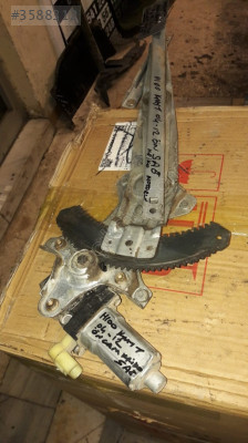 HYUNDAİ H100 2004-2012 2.5 DİZEL SAĞ ÖN CAM KRİKOSU