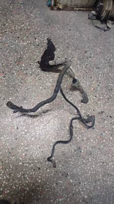 Mercedes W176 Benzin hava tankı A2700180521