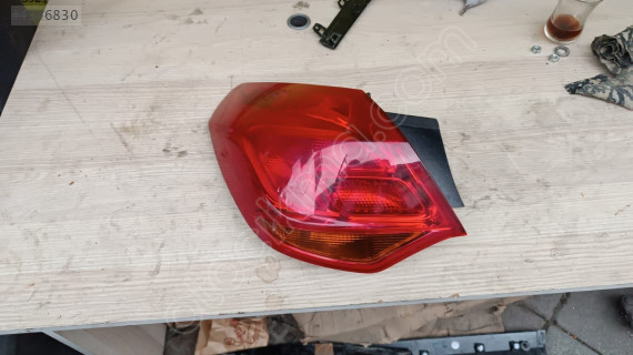 OPEL CORSA E SOL DIŞ STOP ÇIKMA ORJİNAL YEDEK PARÇA