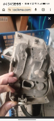 Audi A4 B7 arka stop ampul yuvası