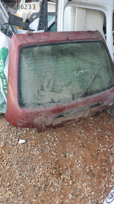 Ford Fiesta bagaj kapağı