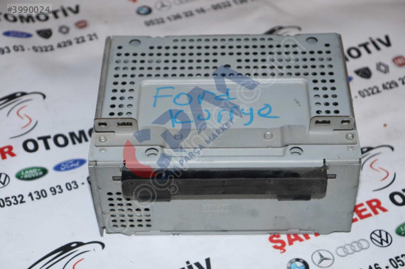 FORD TOURNEO COURİER TEYP NAVİGASYON F1BT-18C815-GK