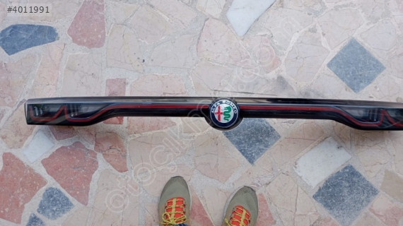 Alfa Romeo tonale çıkma orjinal bagaj stop lambası