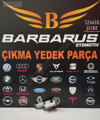 AUDİ A3 ARKA SİLECEK MOTORU ÇIKMA