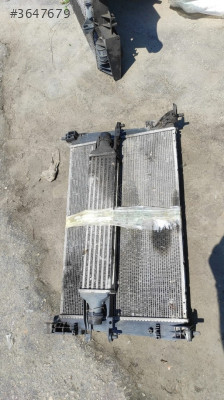 OPEL CORSA D SU RADYATÖRÜ ÇIKMA