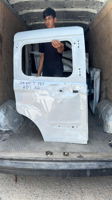 FORD COURİER SOL SÜRGÜLÜ KAPI ORJİNAL ÇIKMA