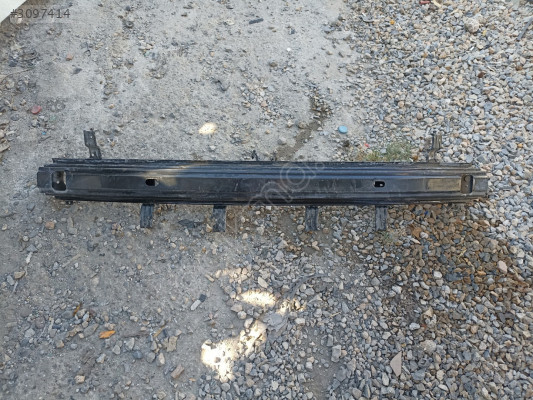 Hyundai santa fe arka tampon demiri