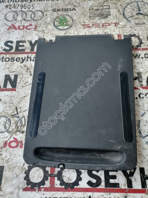 3G0864207 Passat b8 orta konsol kol dayama kapağı