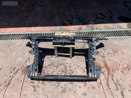 2007/2012 AUDİ A3 ORJINAL ÖN PANEL HATASIZ