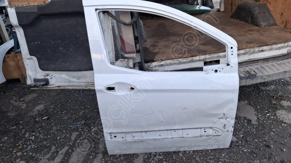 FORD COURİER SAĞ ÖN KAPI ORJİNAL ÇIKMA