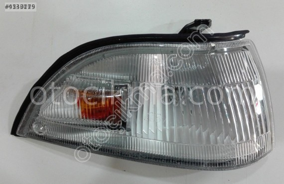 COROLLA AE92 SAĞ R-L SOL SİNYAL LAMBASI