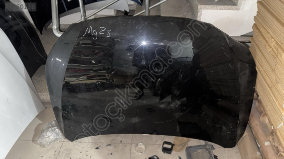 MG ZS ÖN KAPUT